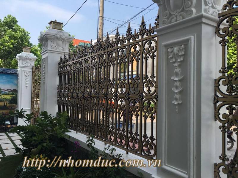 Sản xuất hàng rào nhôm đúc đẹp tại Nam Định