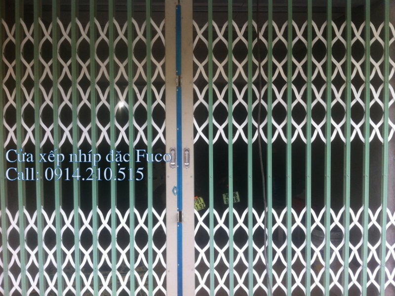Cổng xếp Đài Loan nan đúc Fuco không lá