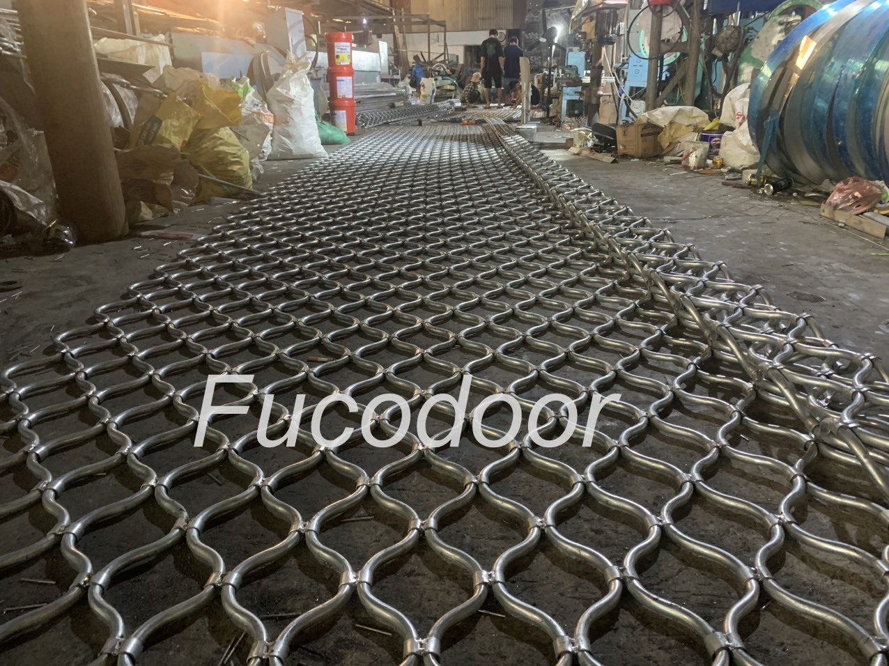 Báo giá cửa cuốn mắt võng giá rẻ nhất thị xã Quảng Yên
