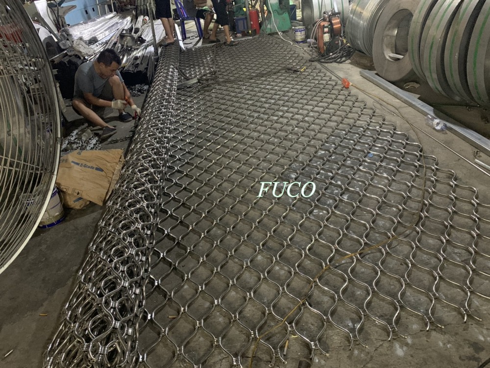 Báo giá cửa cuốn Mắt Võng, Cửa cuốn mắc võng