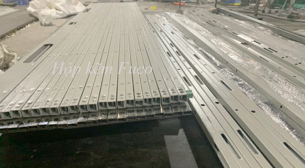 Cửa xếp hộp kẽm, giá cửa xếp cao cấp