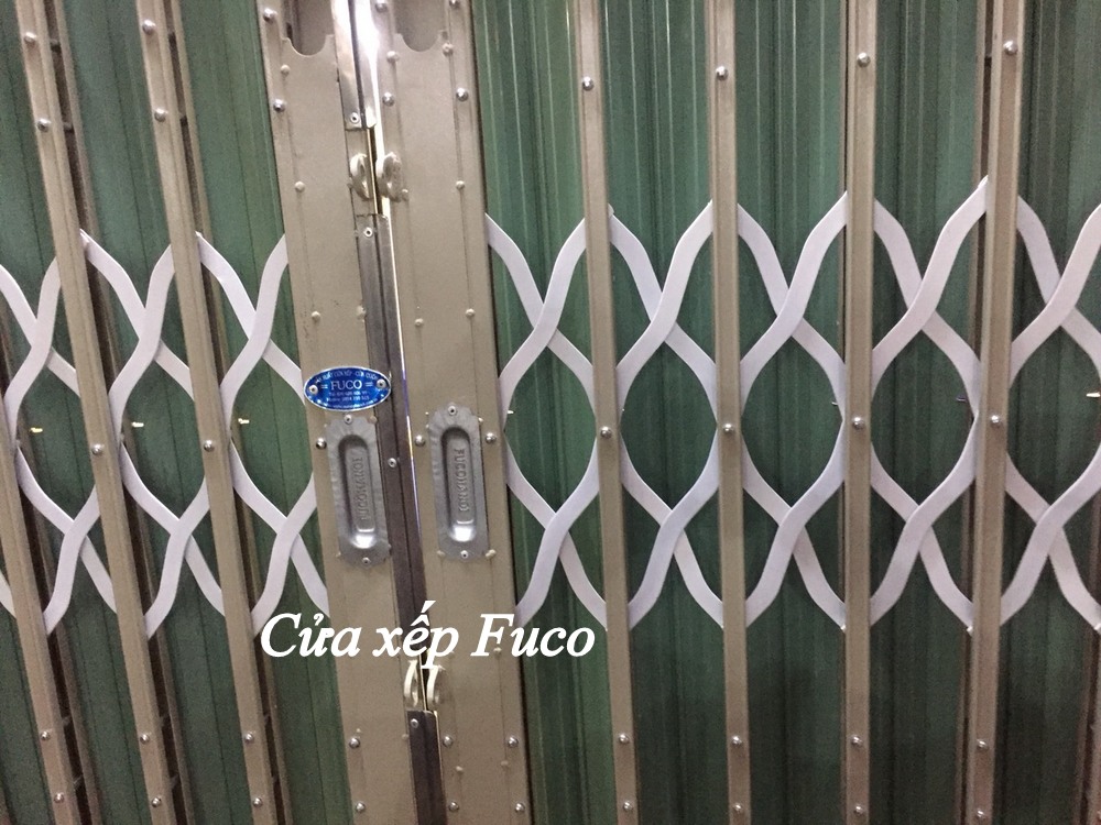 Báo giá cửa xếp U Đúc tán vỉ