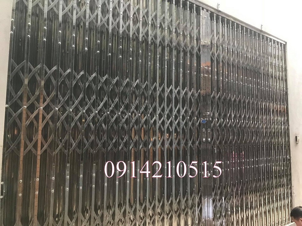 cửa xếp inox